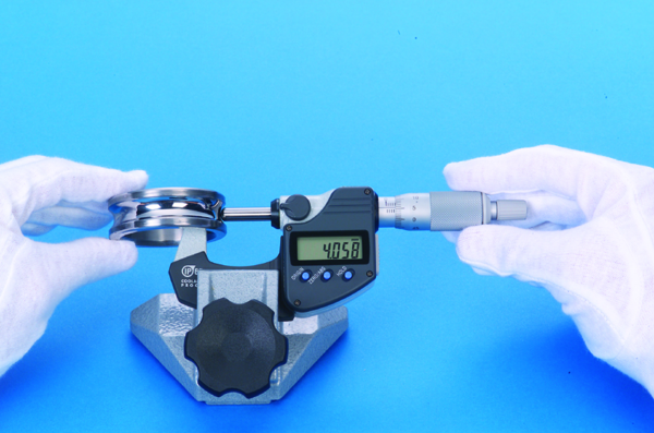 Micrómetro para tubos, tipo esférico en tope y husillo esférico, 3 - 4 pulg